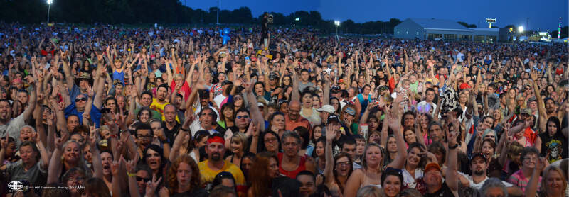 Crowd At The Bret Michaels Concert At Zucchinifest