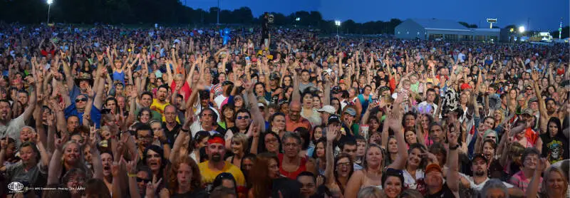 Crowd At The Bret Michaels Concert At Zucchinifest