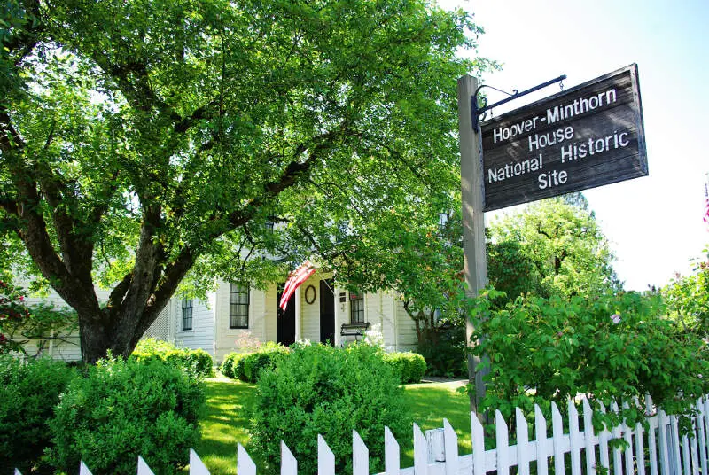 Hoover Minthorn House Sign