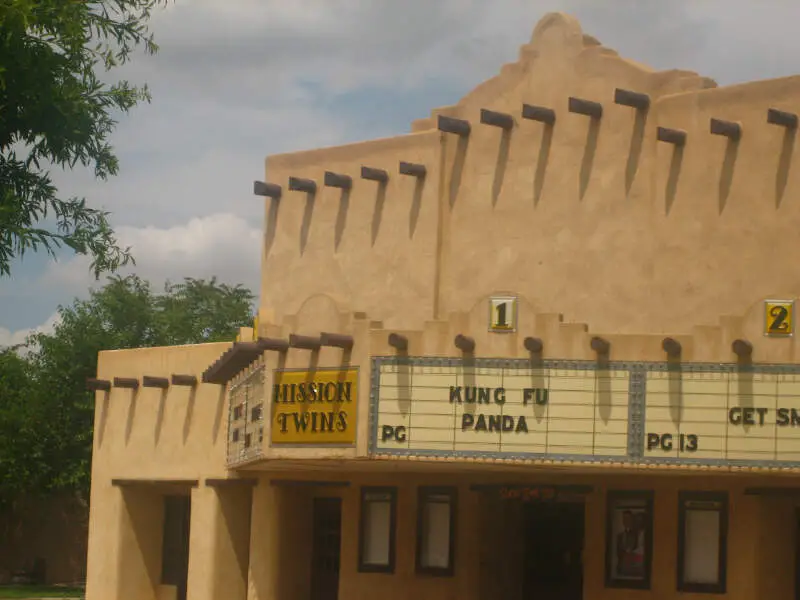 Mission Twins Theater In Downtown Dalhart Img