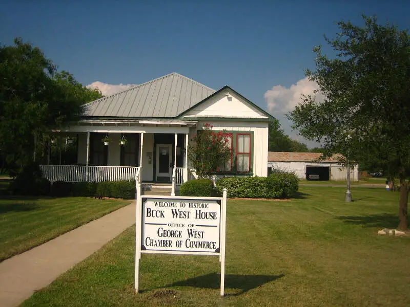 Buck West House In George Westc Tx Img