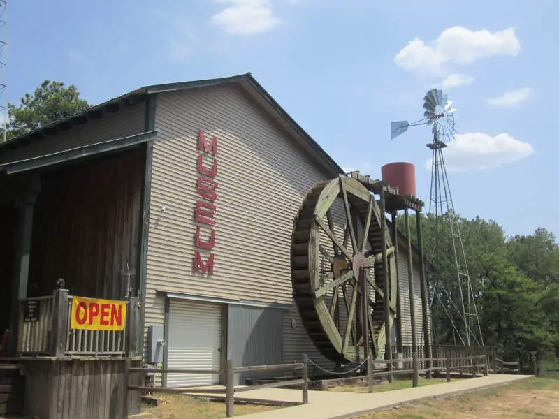 Old Mill Museumc Lindalec Tx Img