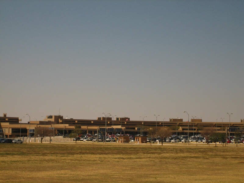 Lubbock Preston Smith International Airport Img