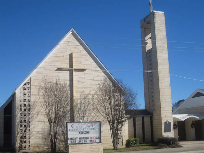 First United Methodist Church In Pleasantonc Tx Img