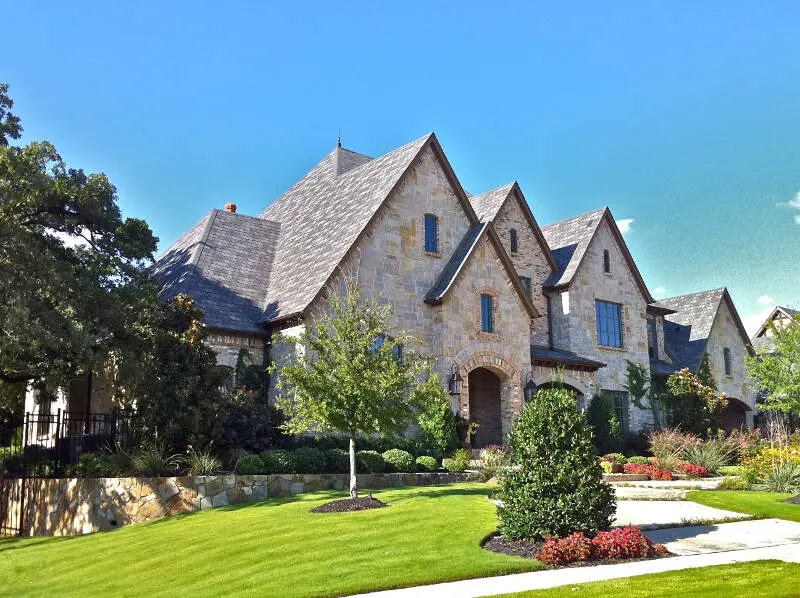 English Country Estate In Southlake