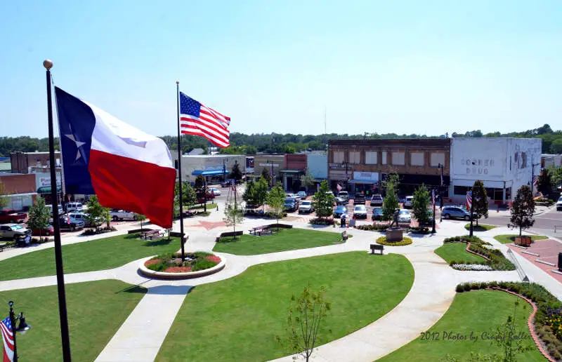 Ss Courthouse Square