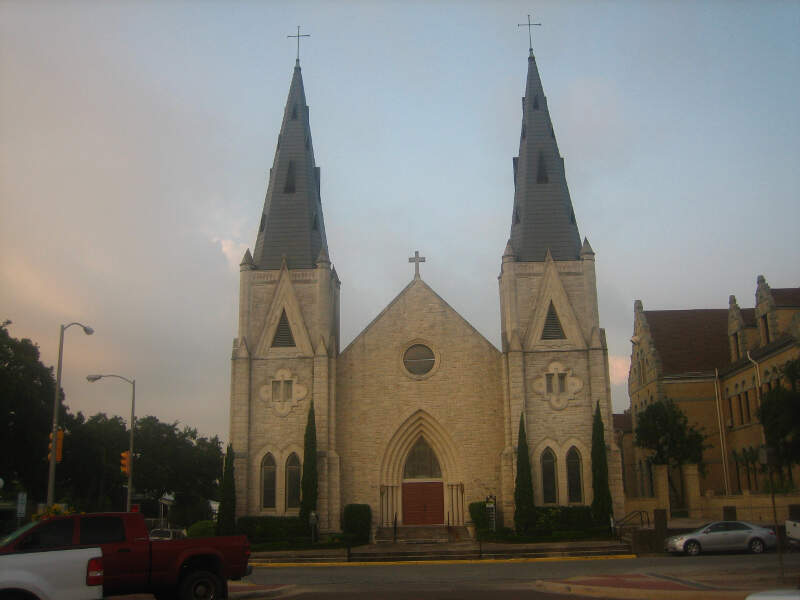 Catholic Churchc Victoriac Tx Img