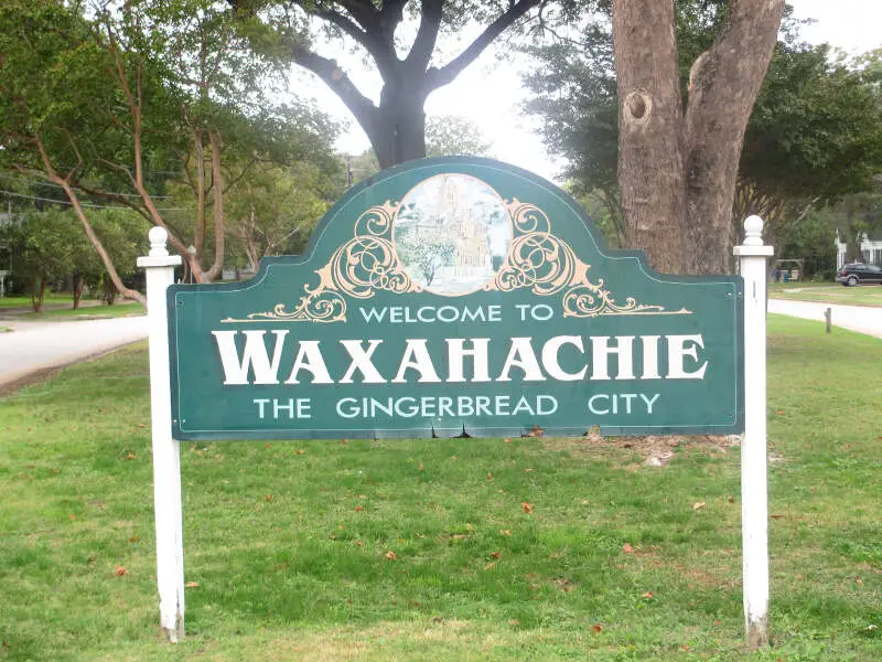 Waxahachiec Tx Welcome Sign Img