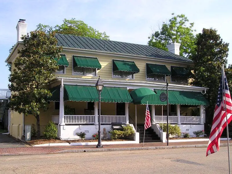 Smithfield Colonial Tavern