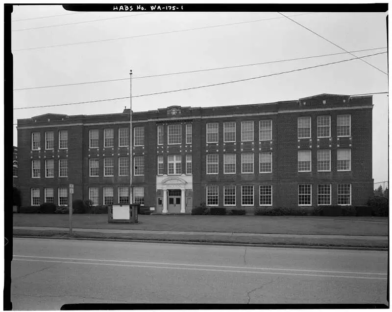 Enumclaw Oldhighschoolfront