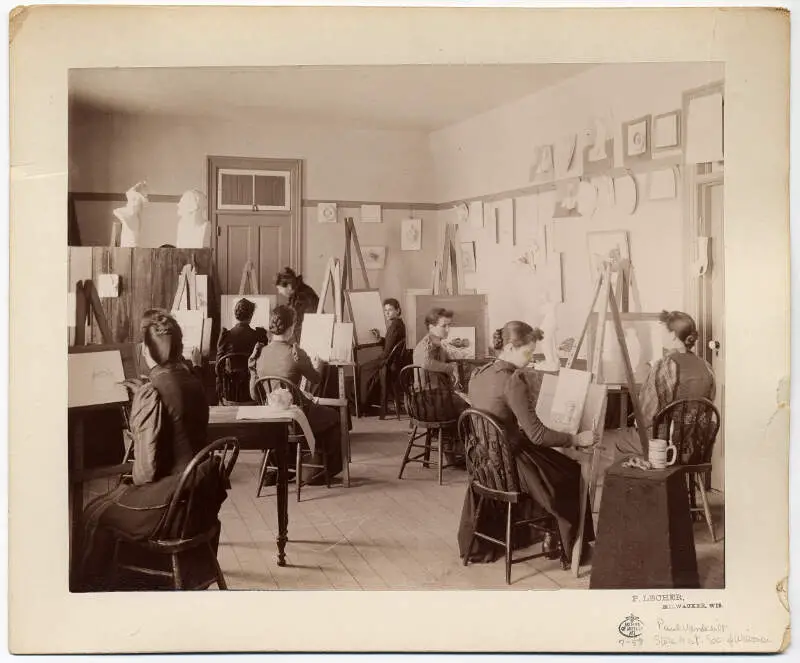 Artclassstateschoolofthedeafdelavanwisconsin